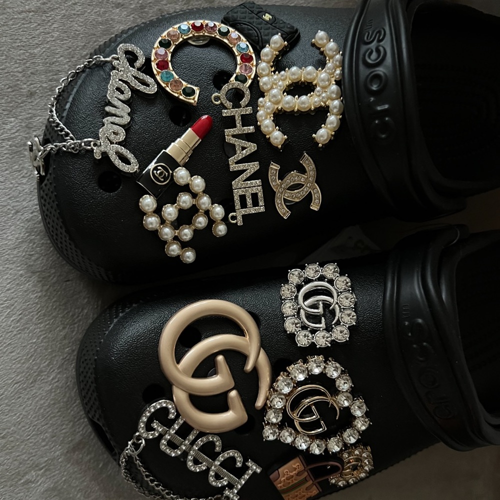 Women Size 9 black crocs